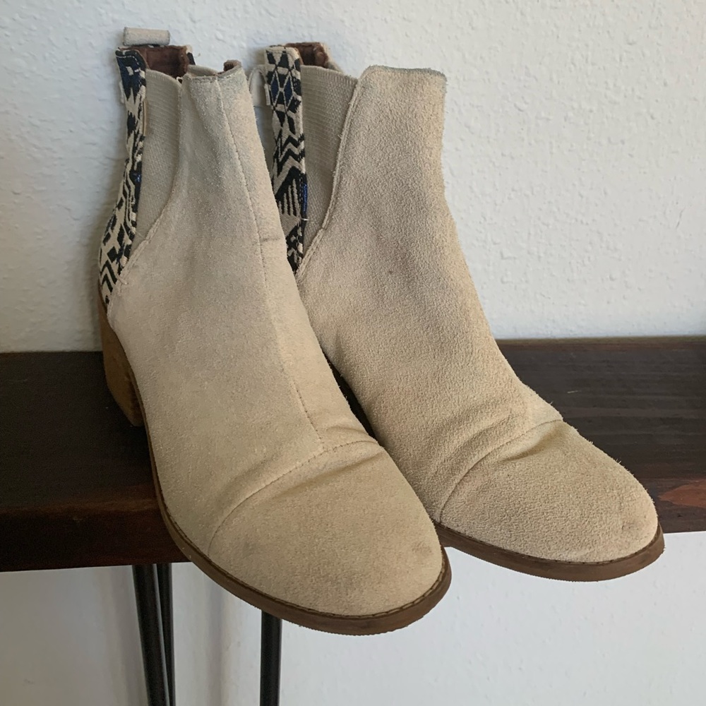 Toms Esme Birch Cream Suede Blue Aztec Chelsea Booties